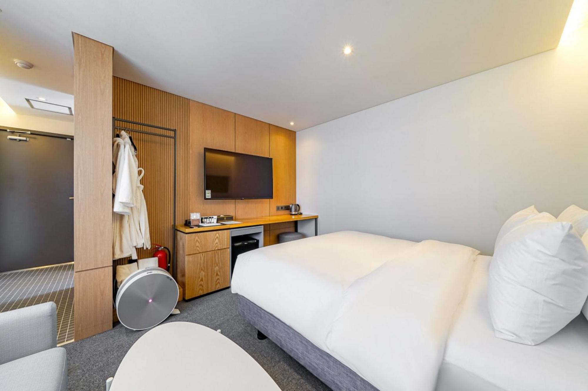 Haeundae The Van Hotel Пусан Екстер'єр фото