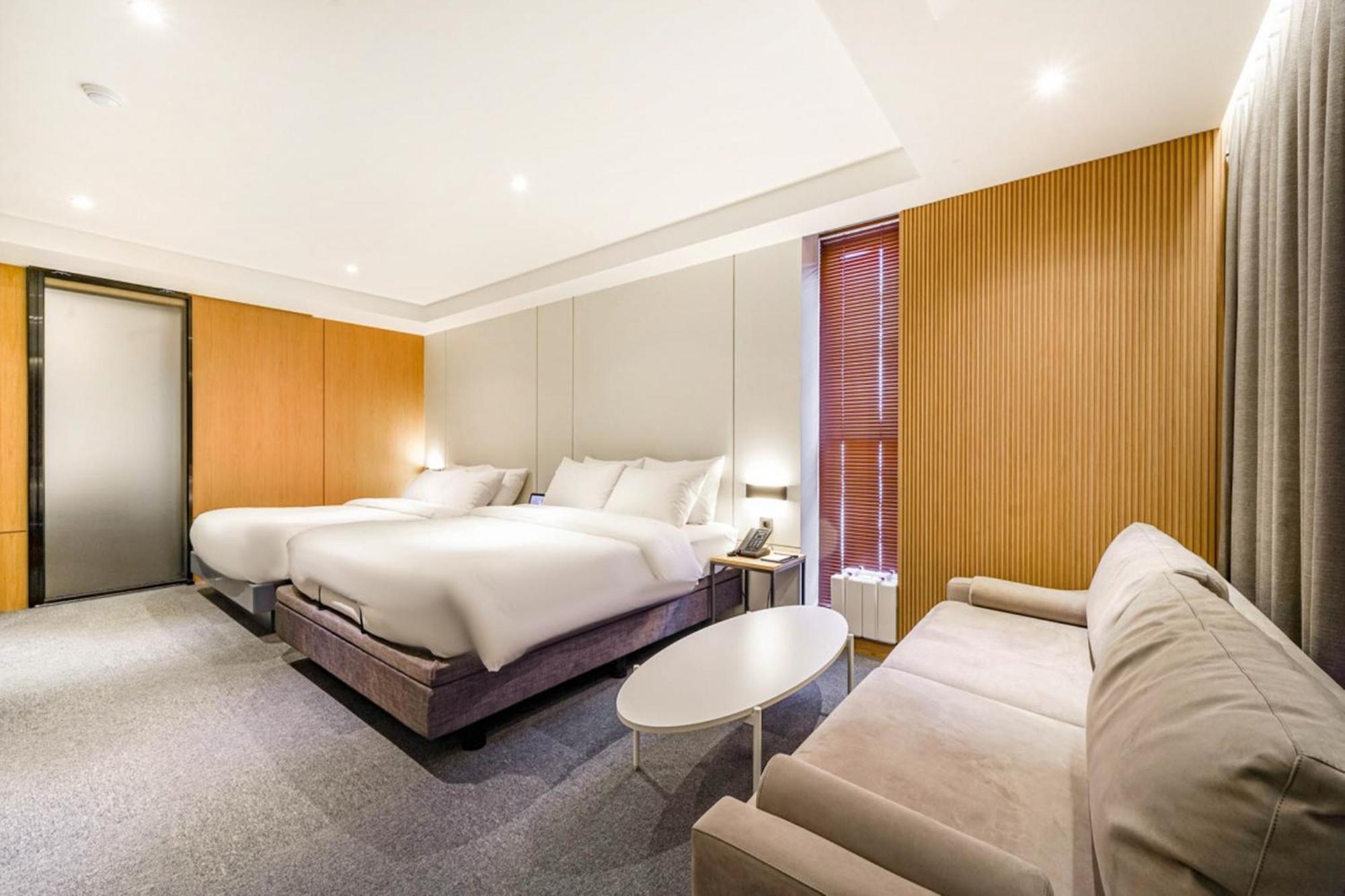 Haeundae The Van Hotel Пусан Екстер'єр фото