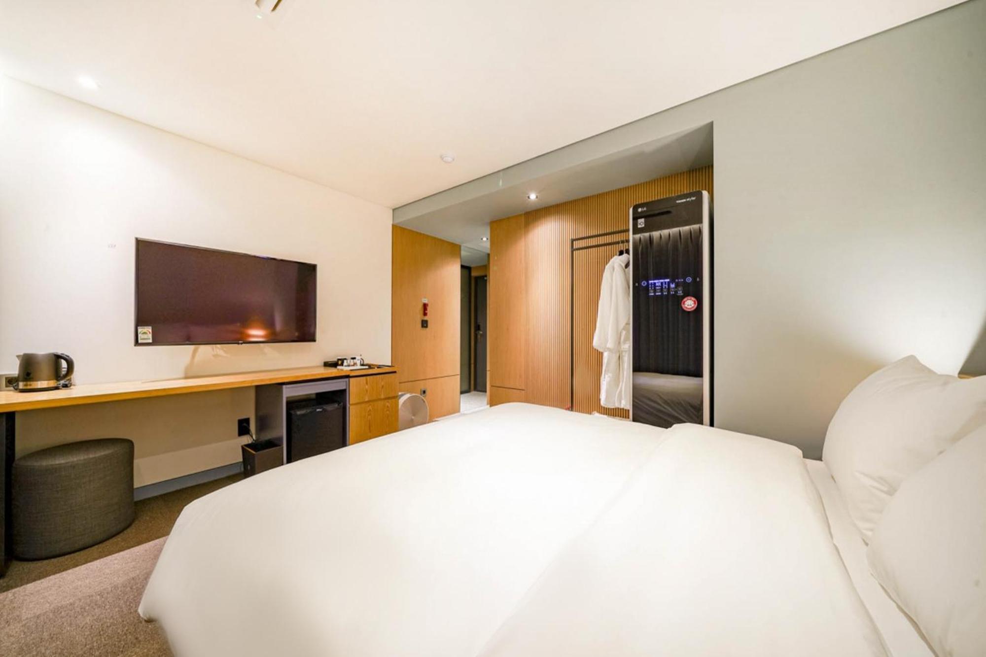 Haeundae The Van Hotel Пусан Екстер'єр фото